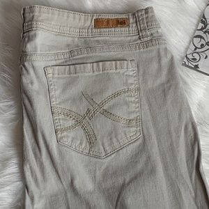 lei Pants - Lei Sophia Hipster Flare Khakis Size 17 Regular lei Pants - Lei Sophia Hipster Flare Khakis Size 17 Regular